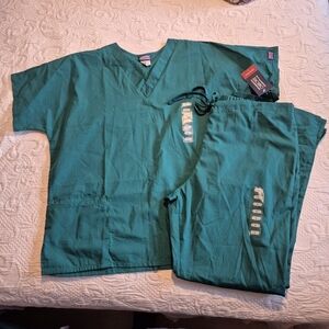 Cherokee Workwear women's Large green scrub uniform set NWT